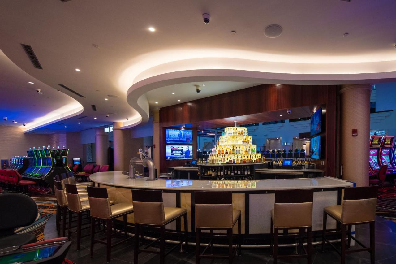 Jake'S 58 Casino Hotel - Adults Only Islandia Екстериор снимка