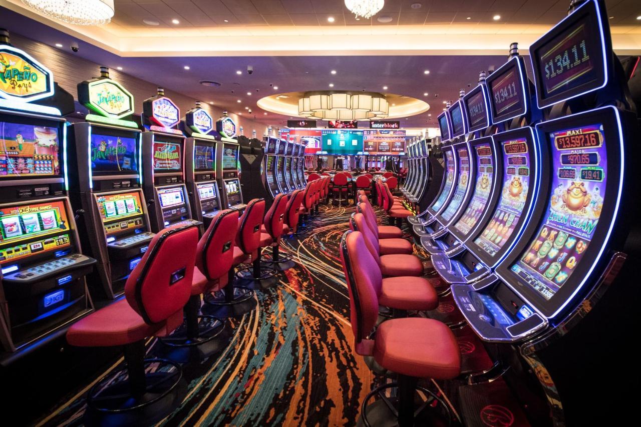 Jake'S 58 Casino Hotel - Adults Only Islandia Екстериор снимка